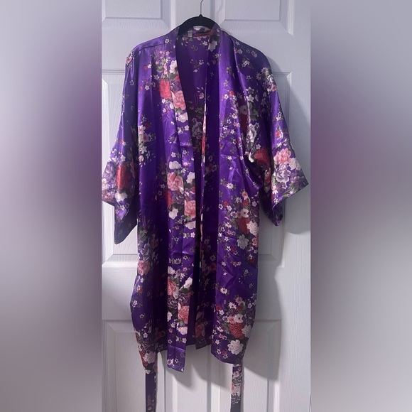 Other - Floral Purple Kimono Robe